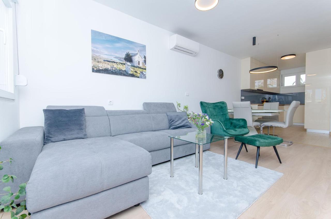 Modern Living Apartment Airy Split Zewnętrze zdjęcie